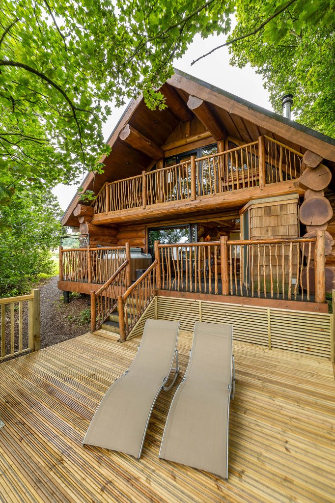 Log Cabins in the Peak District